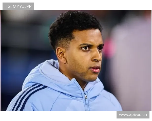 罗德里戈与皇马历代边锋对比：角色定位是否发生结构性变化